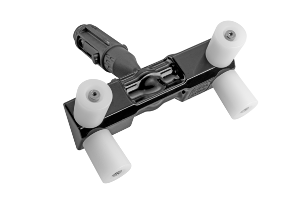 Clip-on external corner roller